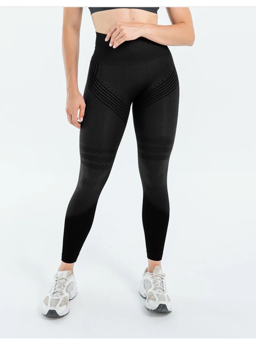 Leonie & Co. Viral 3D Anti-cellulite High-Waist Black Active Leggings